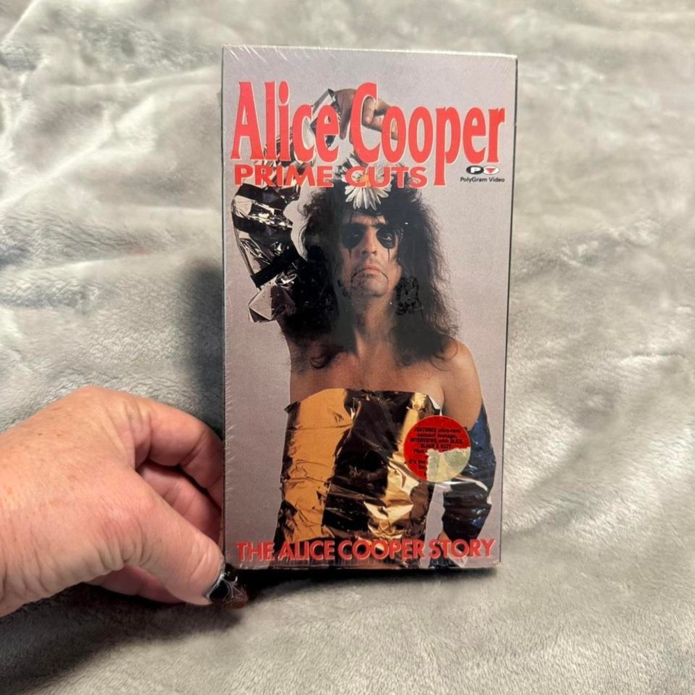 Alice Cooper: Prime Cuts - The Alice Cooper Story  (VHS, 1991)‎